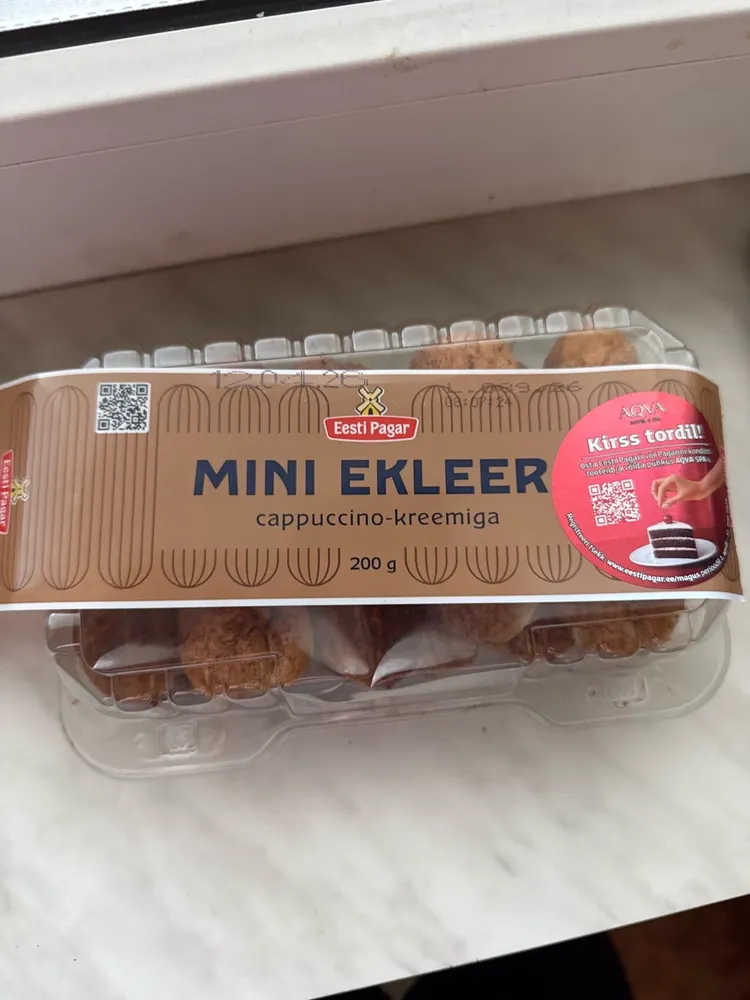 Mini Ekleer Cappuccino-kreemiga