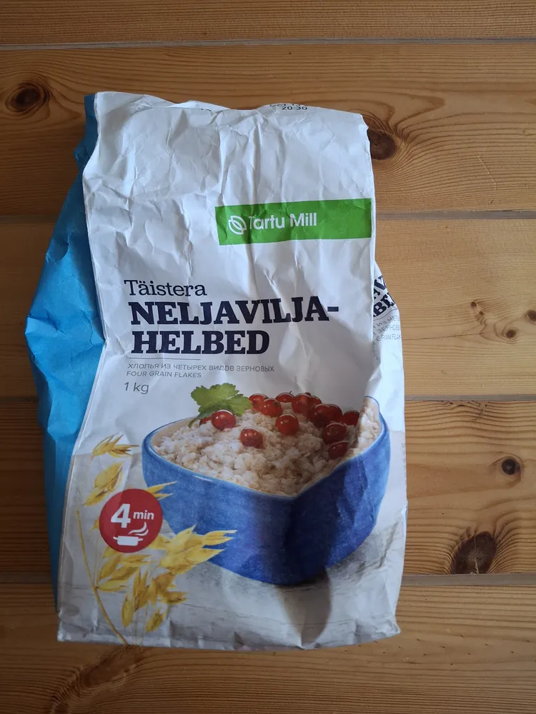 Täistera neljaviljahelbed
