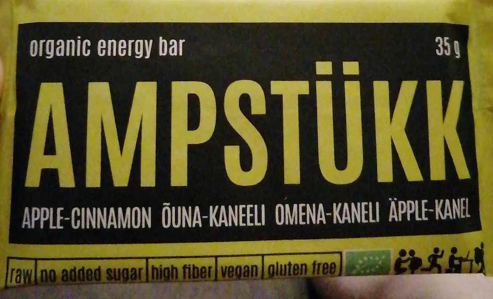 Apple-cinnamon organic energy bar