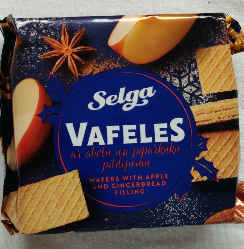 Wafers with apple and gingerbread filling