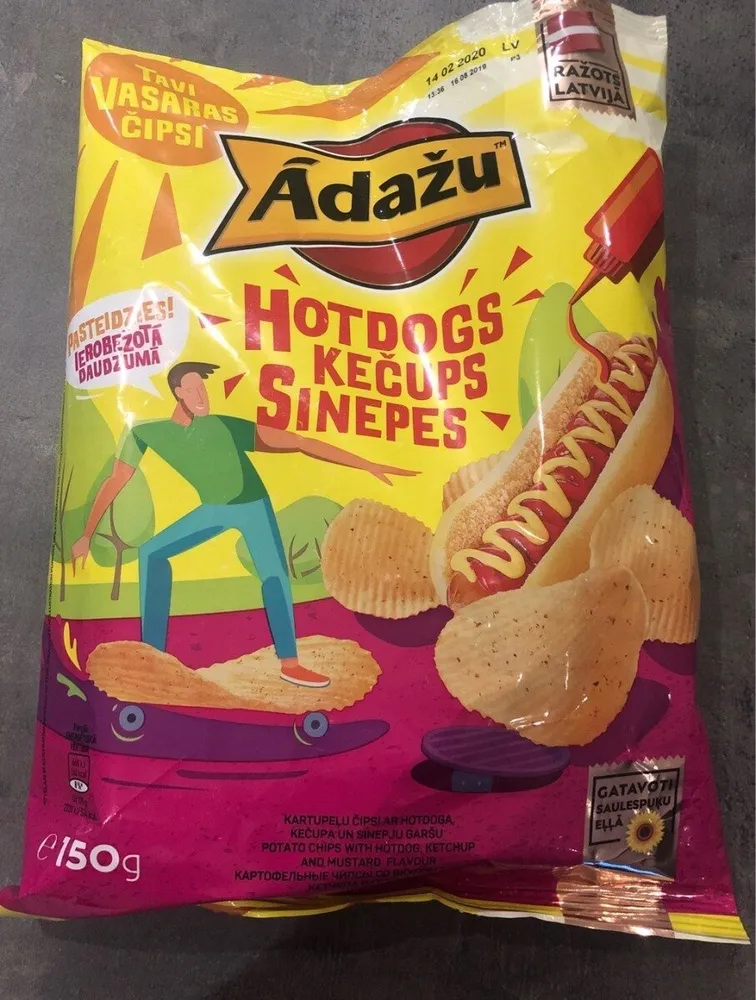 Hotdogs kečups sinepes