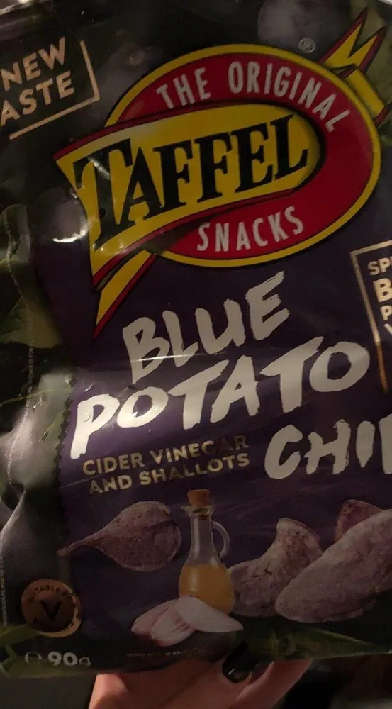 Chips blue potato