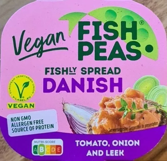 Fishly spread Danish tomato, onion and leek