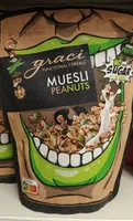 Muesli peanuts