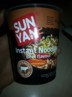 Instant noodle beef flavor