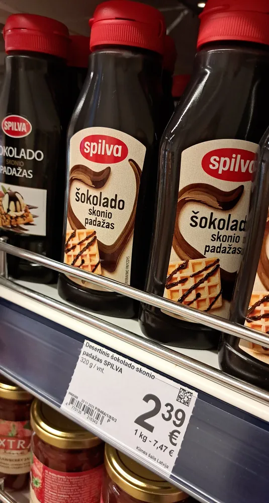 Spalva šokolado padažas