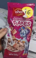Strawberry flakes