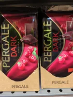 Dark chocolate with cranberry pieces