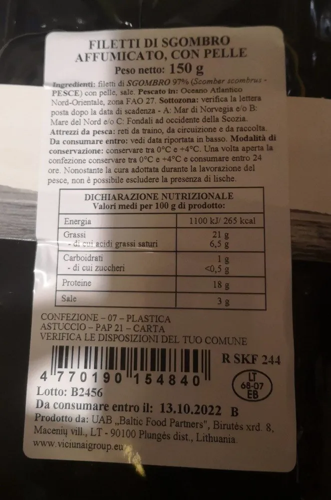 Filetti di sgombro affumicato con pelle
