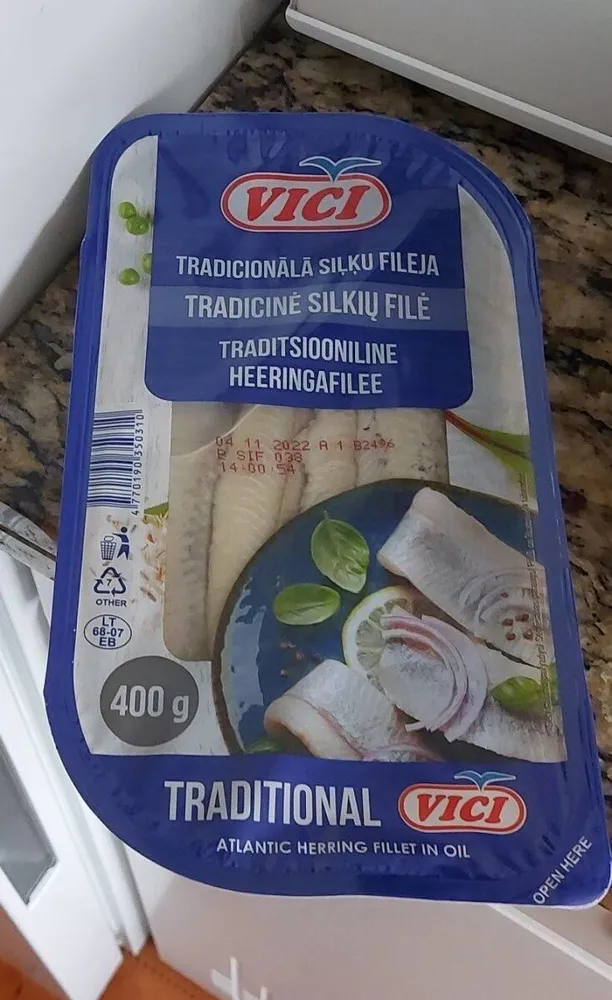 Tradicionala silke fileja