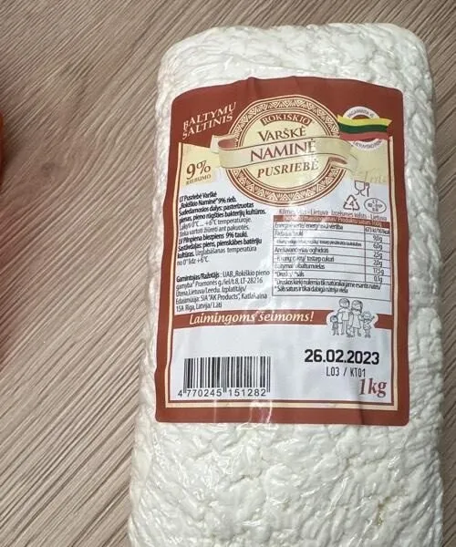 Varškė naminė pusriebe