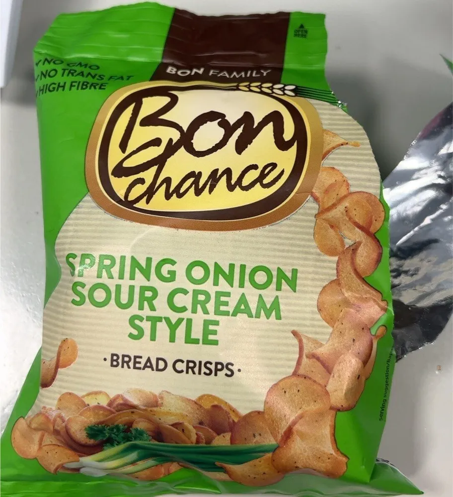 Spring onion sour cream