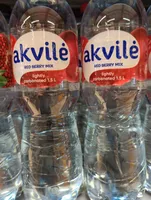 Akvile Gazuotas Vanduo Raudonųjų Uogu Skonio