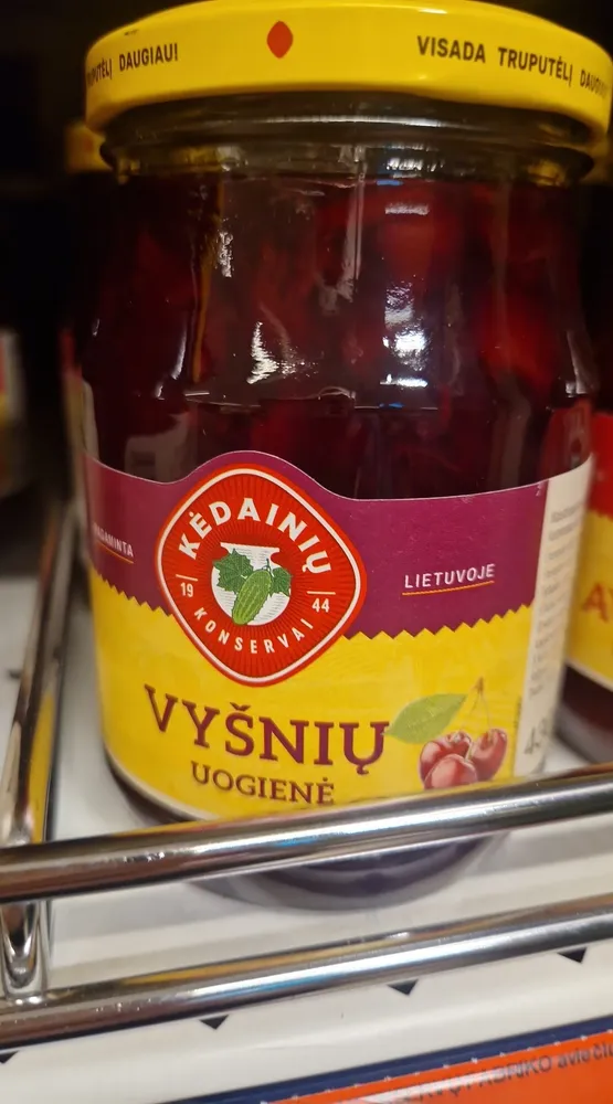 vyšnių uogienė