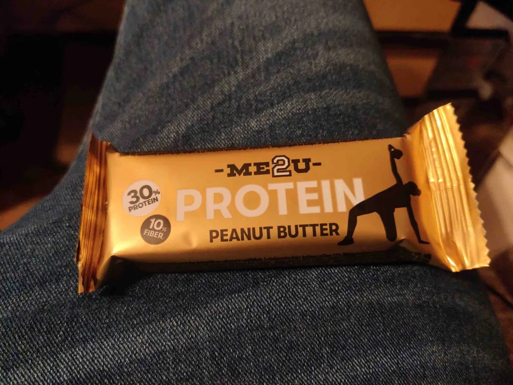 Protein peanut buter bar