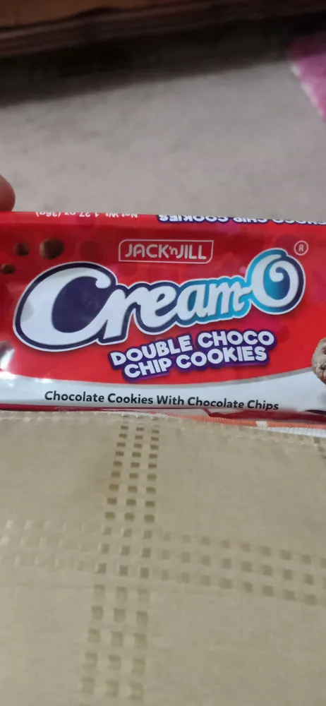 Cream-O Double Choco Chip cookies