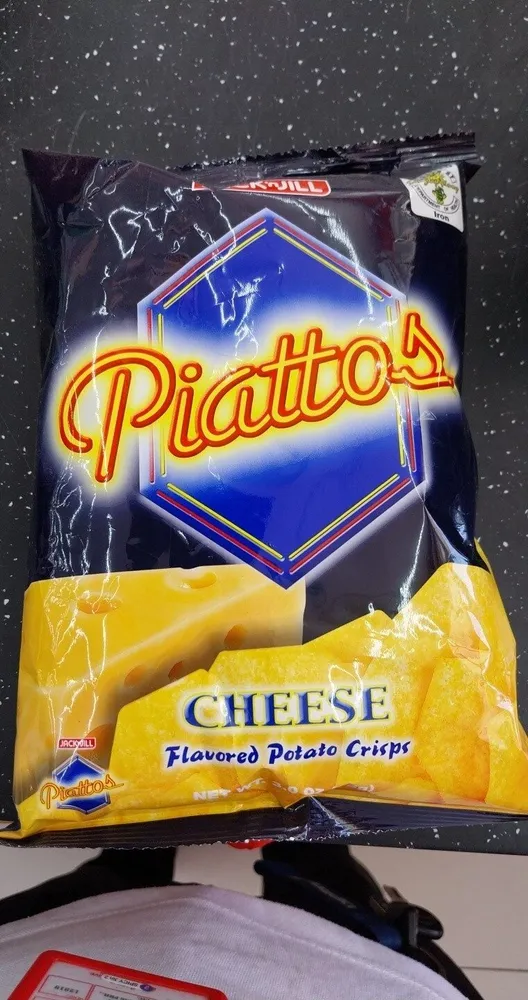 CHEESE Flavored Potato Crisps