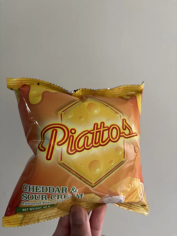 Piattos (Cheddar & Sour cream)