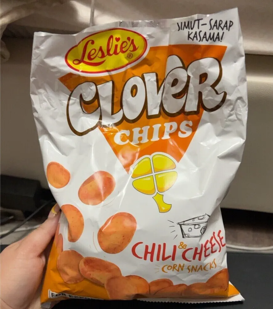 Clover chips chili and chese corn snacks