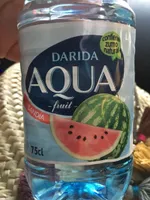 Agua mineral natural con zumo de sandía