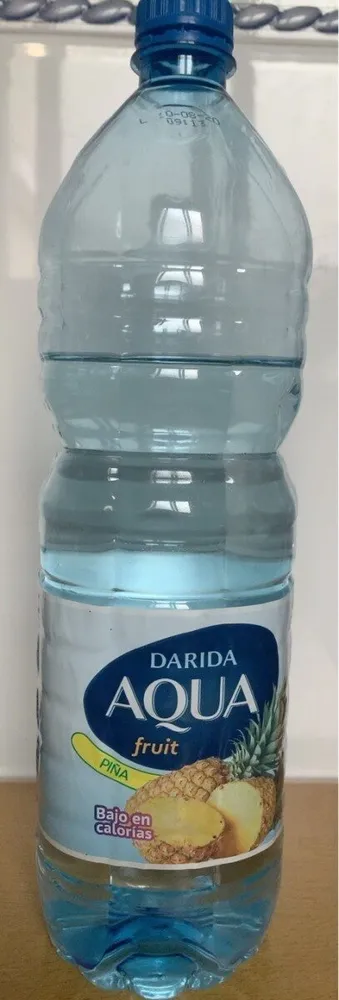 Aqua fruit piña