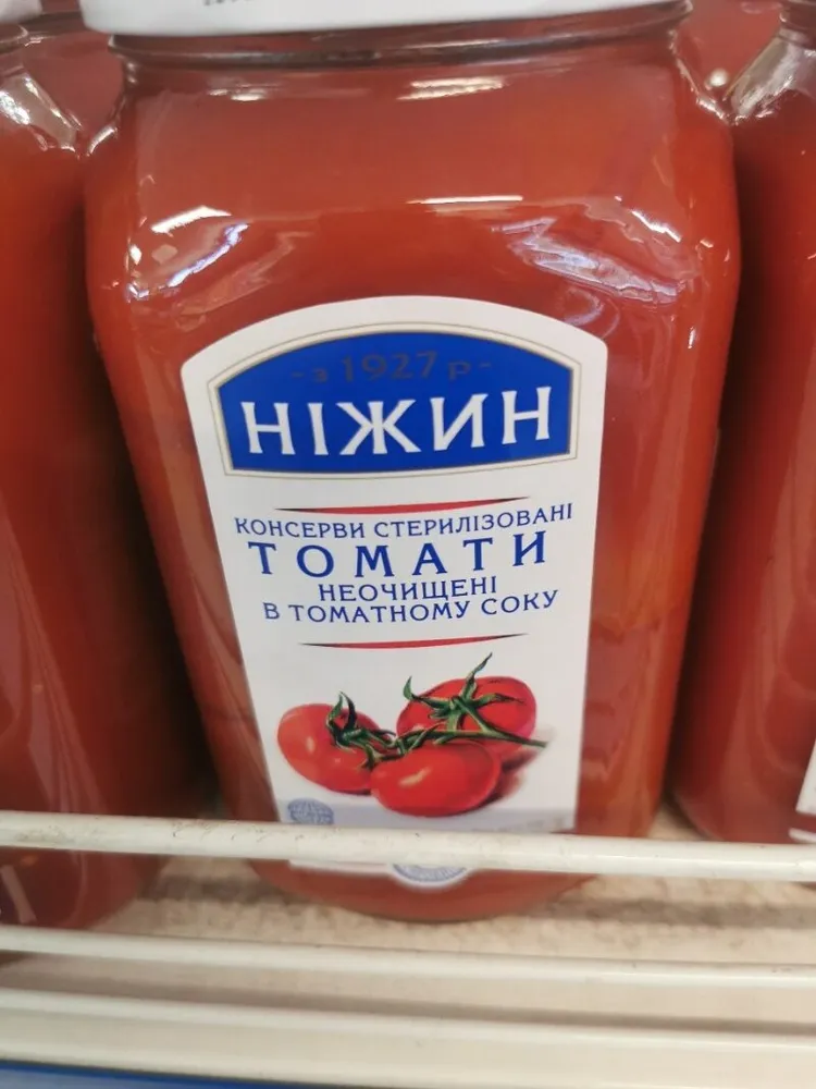 nezhin Tomaten in eigenem saft