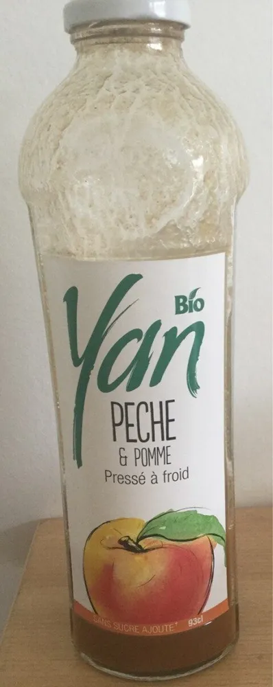 Jus pêche et pomme pressé a froid