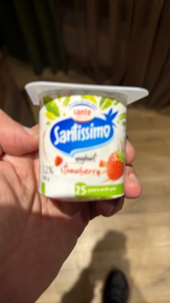 Santissimo Strawberry Yoghurt