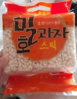 Rice crackers