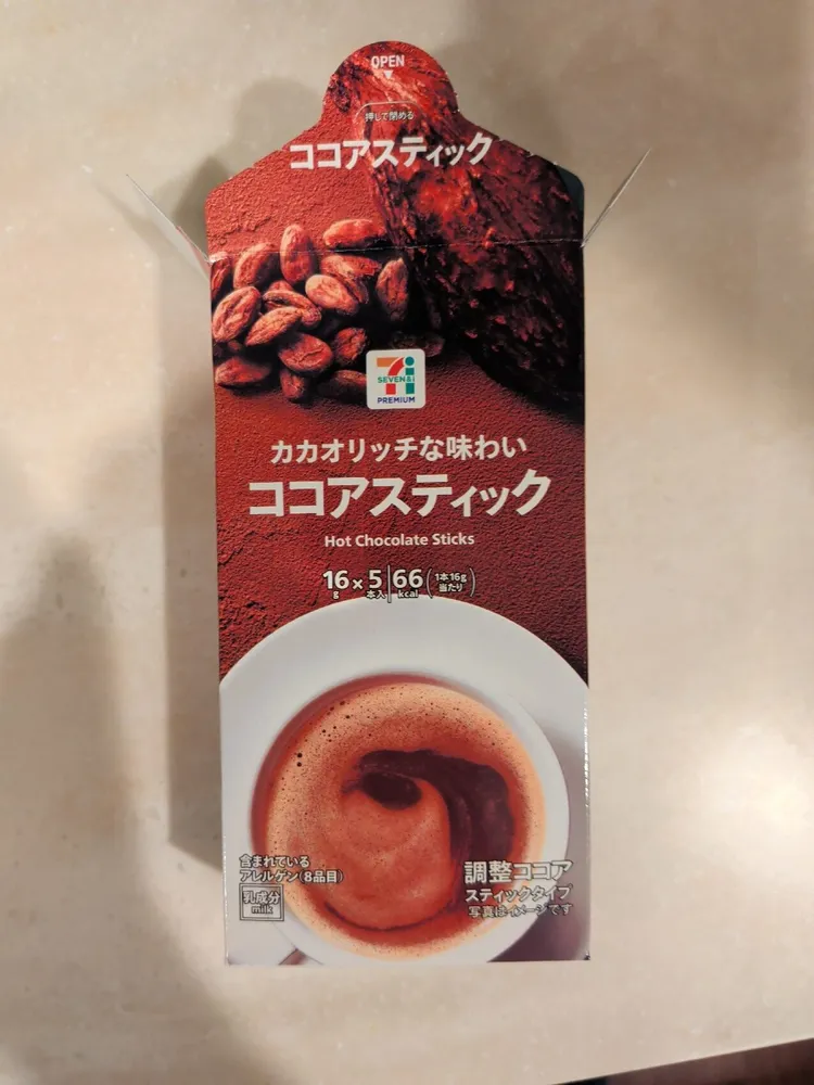 カカオリッチな味わいココアスティック