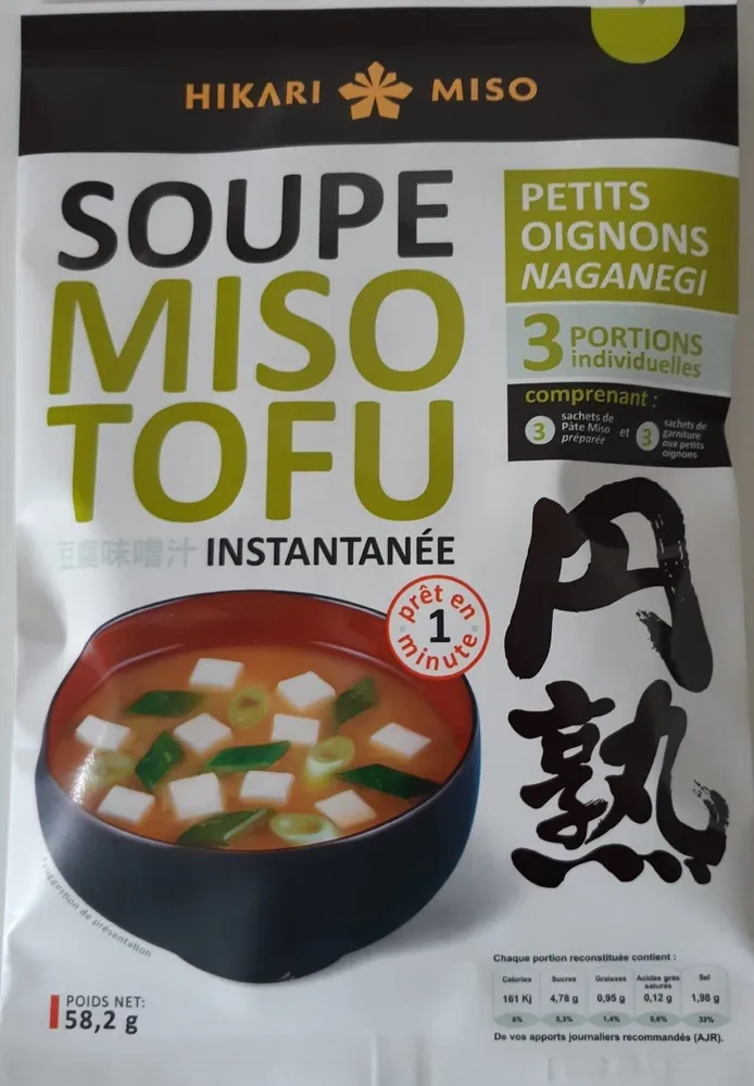 Soupe miso tofu instantanée petits oignons