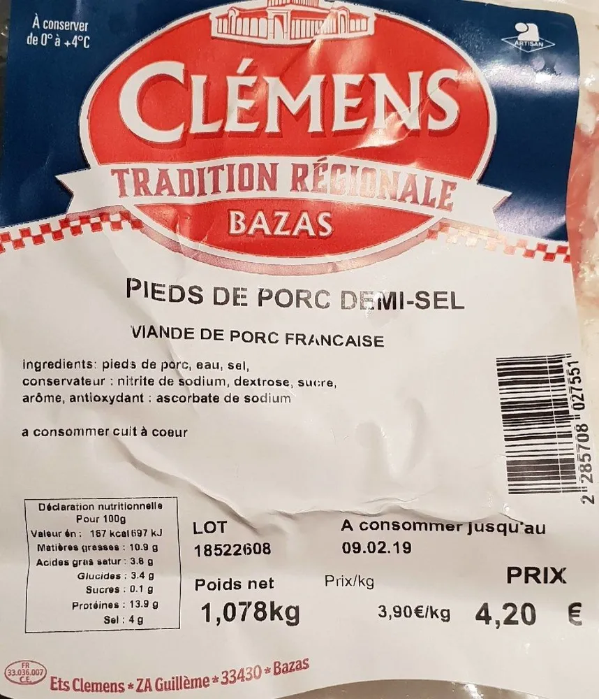 Pieds de porc demi-sel