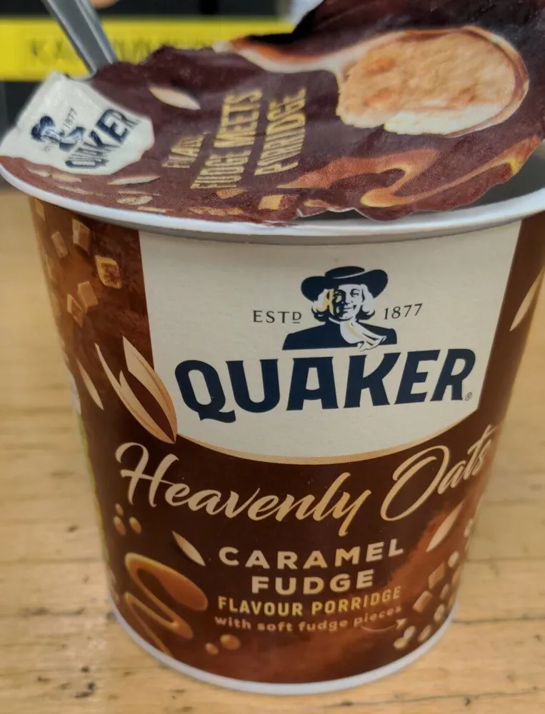 Caramel Fudge Flavour Hot Oat Cereal with Soft Fudge Pieces