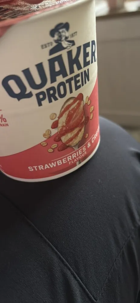 Strawberries & Cream Flavour Hot Oat Cereal with Soy Protein