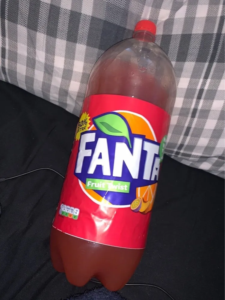 Fanta fruit twist