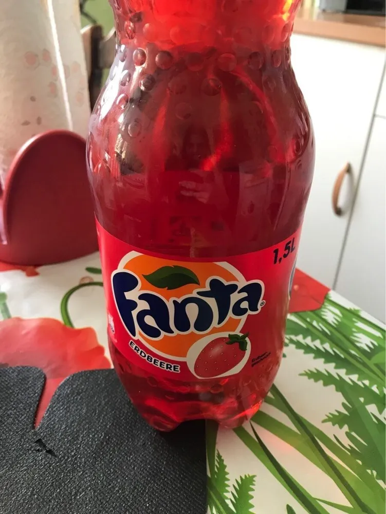 Fanta Erdbeere / Kiwi
