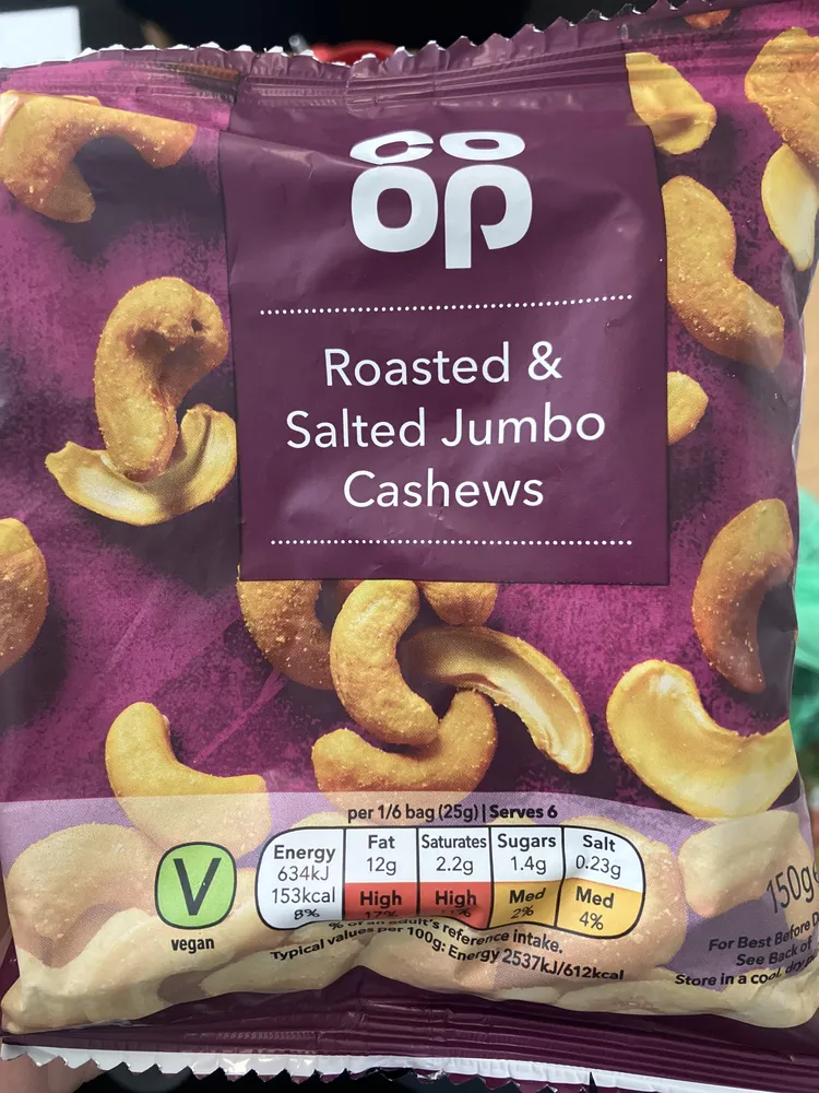 Roasted & salted jumbo cashews
