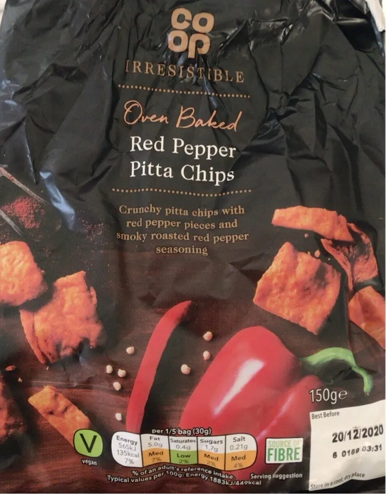 Oven baked red pepper pitta chips