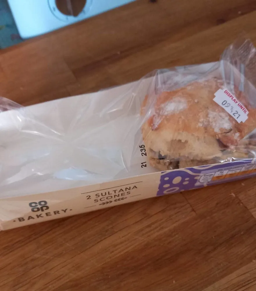 Sultana scones