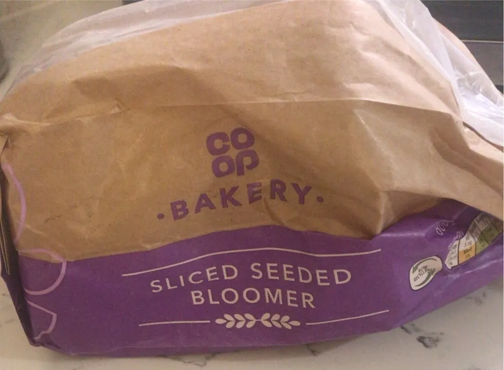 Sliced seeded bloomer