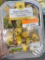 Baby potatoes with butter and herbs