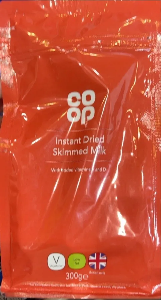 Instant dried skimmed milk