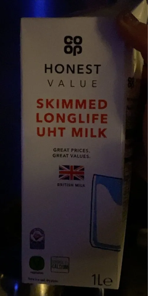 Skimmed Longlife UHT Milk