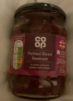 Pickled sliced beetroot