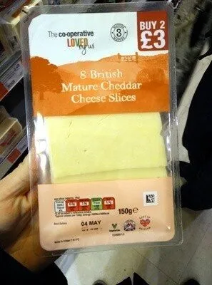 8 British mature cheddar cheese slices