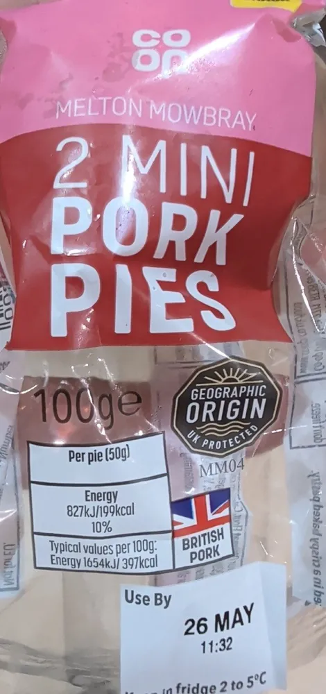 2 mini melton mowbray pork pies
