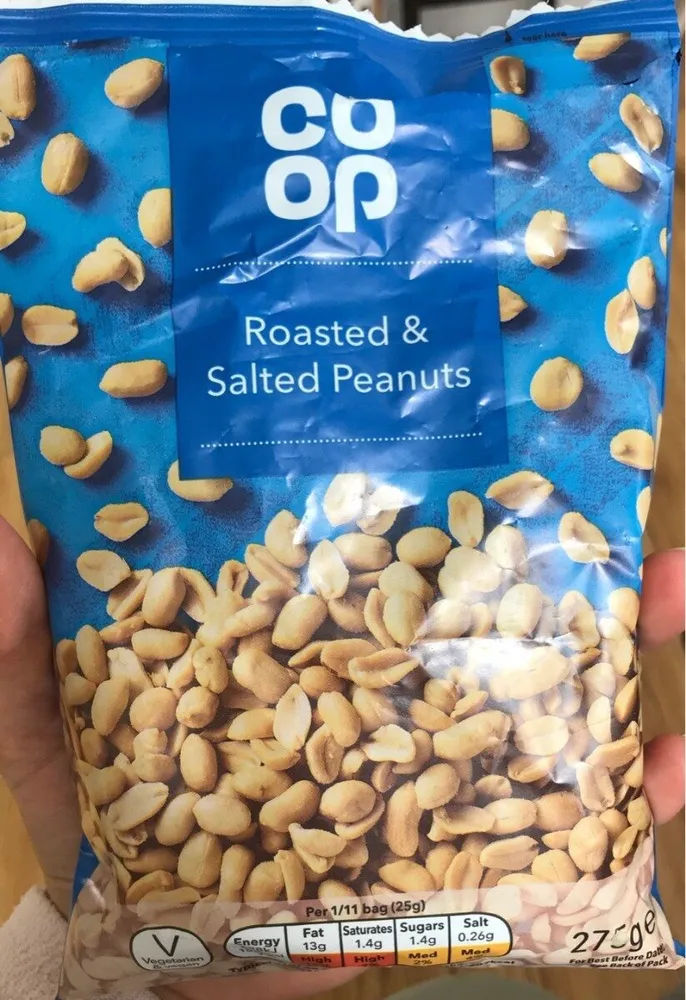 Roasted & salted peanuts