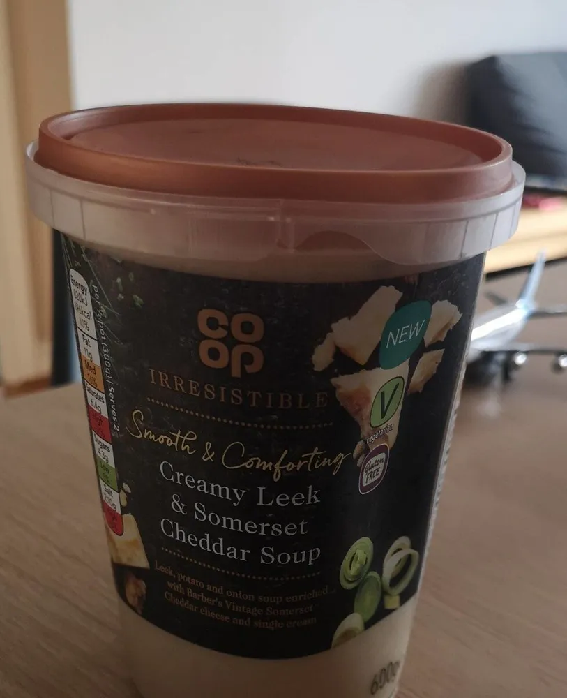 Creamy leek and Somerset cheddar soup