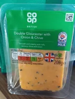 Double Gloucester with chive and onion