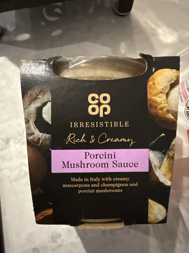 Made using EU Mushrooms and Mascarpone. D 9 6575 0